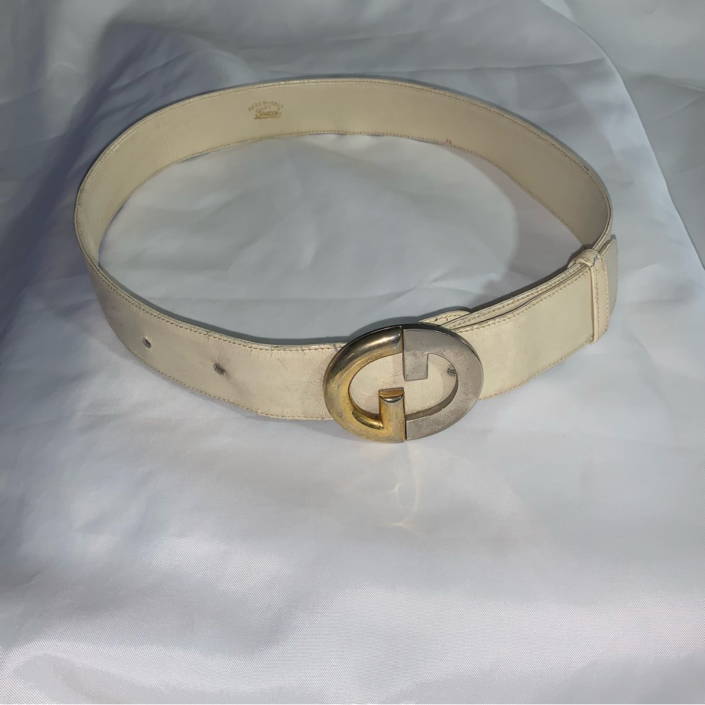 Authentic Gucci 75cm (Size Sm / Med) Cream Leather Belt W/Gold/Silver Gg Buckle